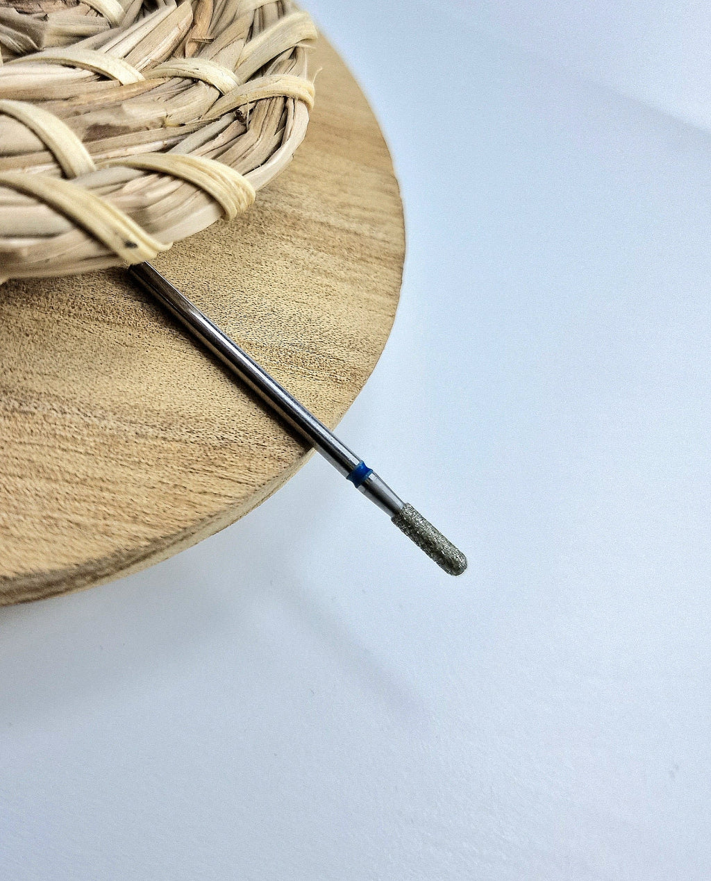 Diamond nail drill bit, rounded “cylinder”, blue, head diameter 2.3 mm/ working image 0