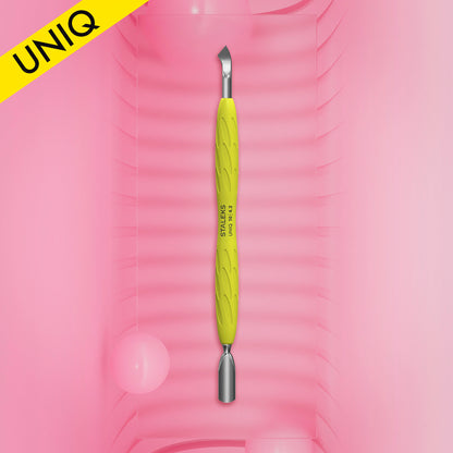 Manicure pusher Gummy with yellow silicone handle UNIQ 10 TYPE 4.2 (rounded narrow pusher and bent blade)